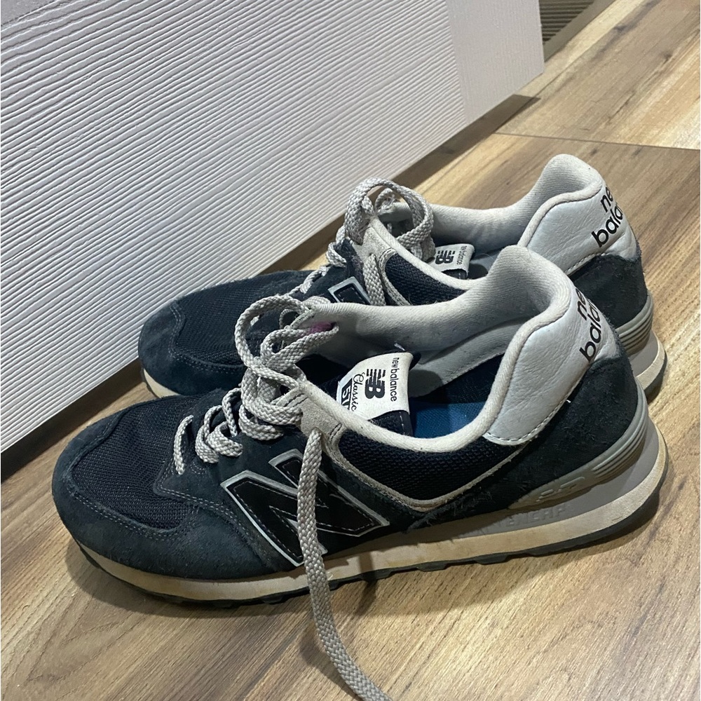 Men’s New Balance 574 sneakers